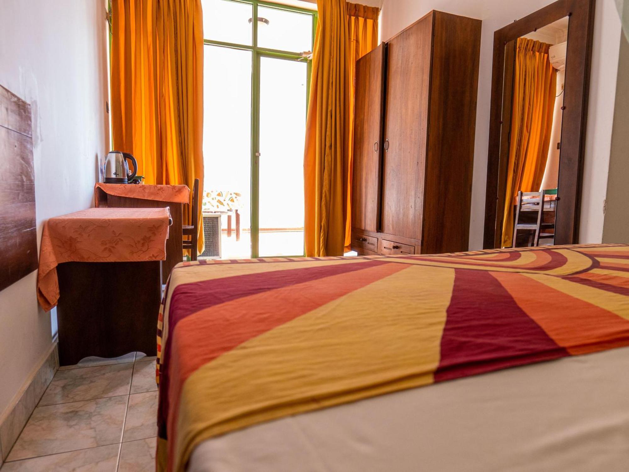 Amaya Beach Hotel Dikwella ภายนอก รูปภาพ