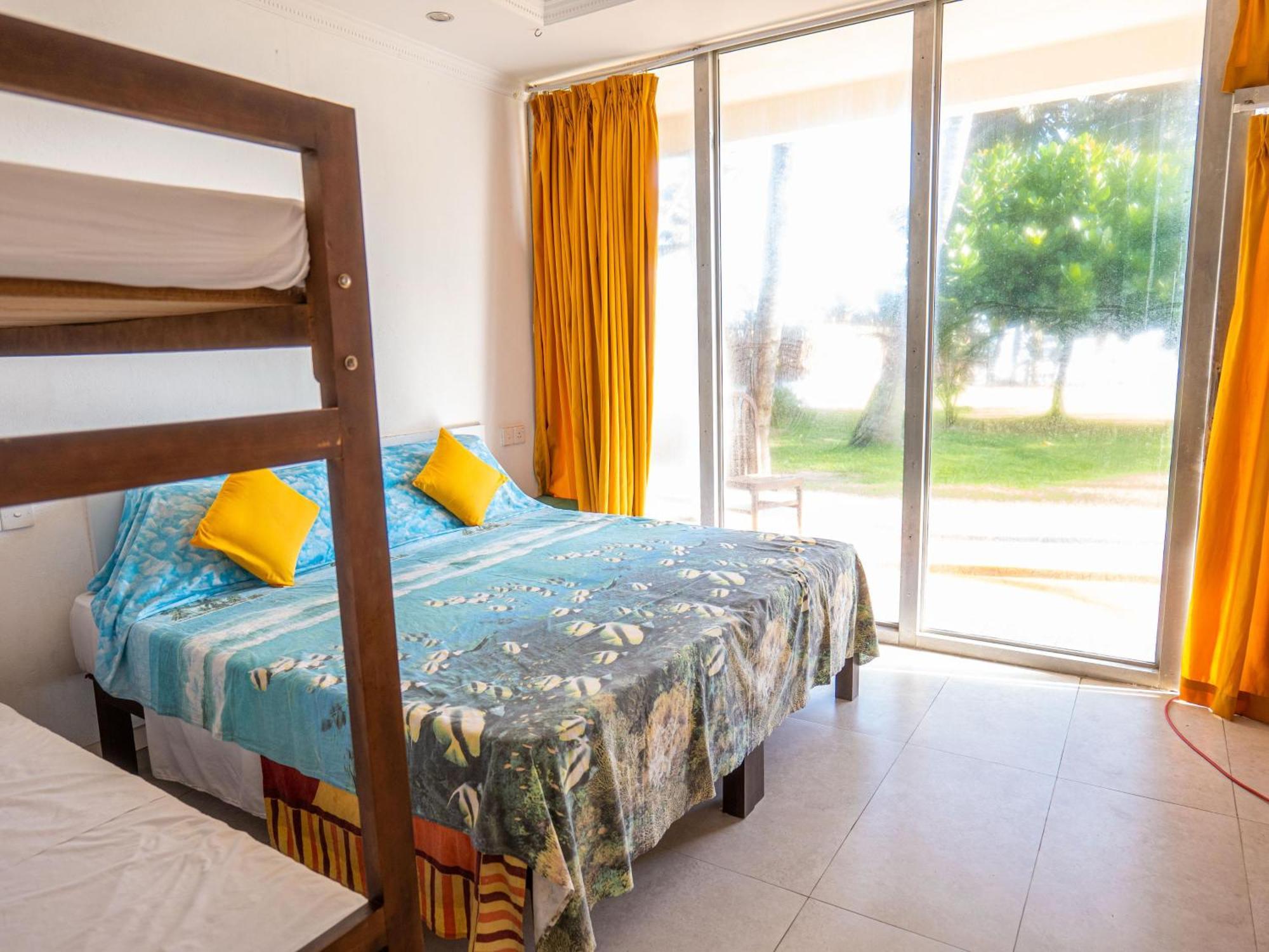 Amaya Beach Hotel Dikwella ภายนอก รูปภาพ